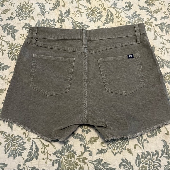 GAP Olive Green Corduroy Jean Shorts - Picture 2 of 3